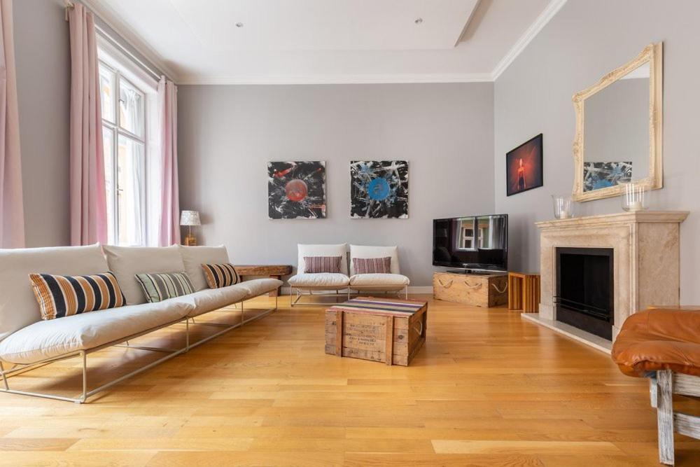 The Living Quarters Apartment - Budapest — Photos 1